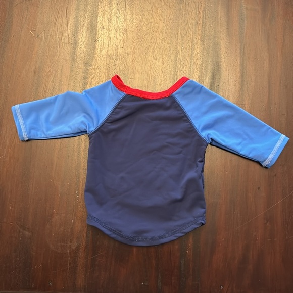 Mudpie boys pirate rash guard size XS - Picture 3 of 3